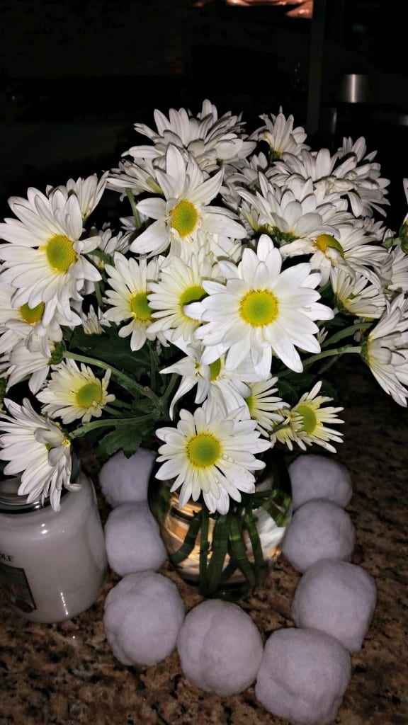 White Flowers 2_White Party