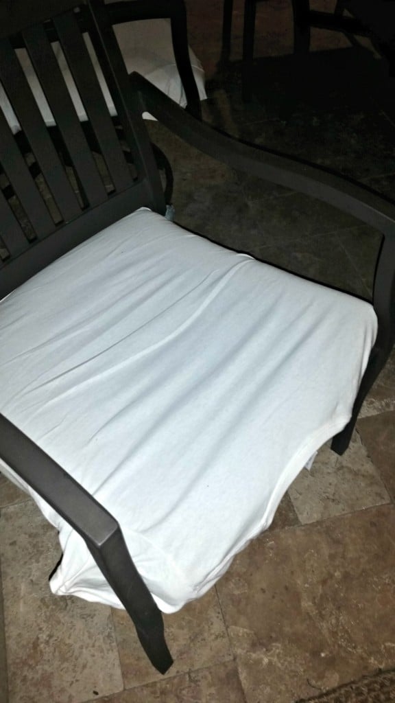 White T Shirt Chair Covers_White Party