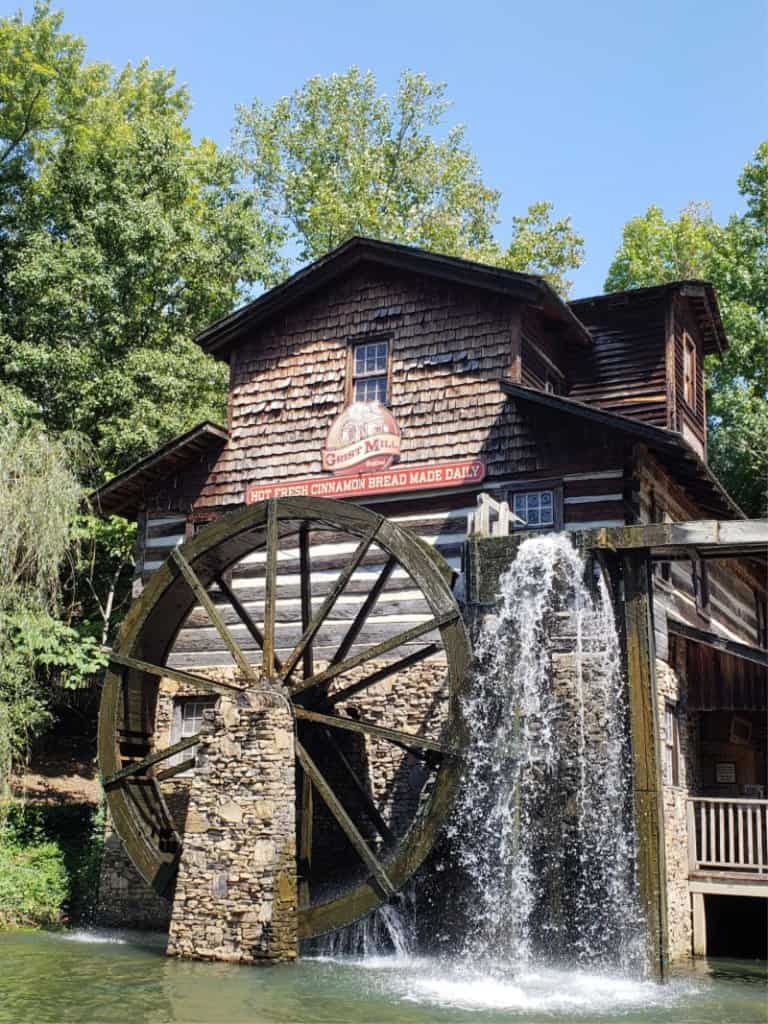 Dollywood Theme Park Grist Mill