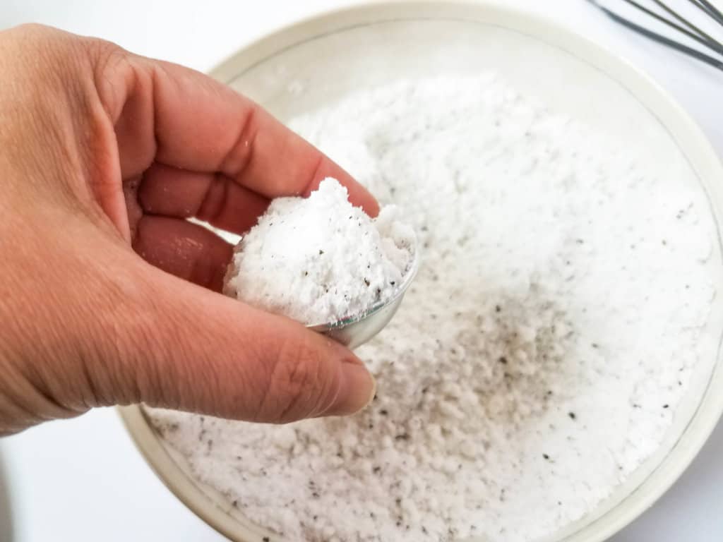 DIY bath bombs with essential oils