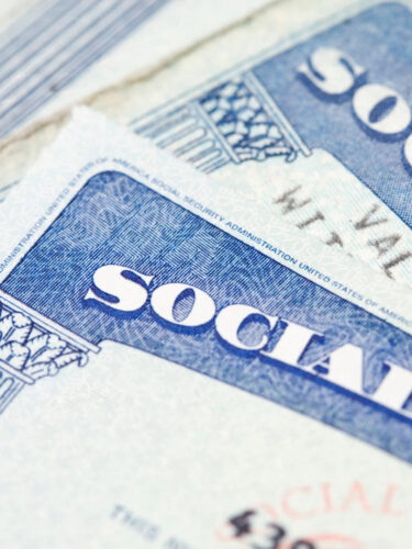 How Can Long Beach Residents Maximize Social Security Benefits with Income Planning?